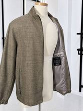 Translation missing: es.sections.featured_product.gallery_thumbnail_alt
