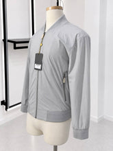 Translation missing: es.sections.featured_product.gallery_thumbnail_alt