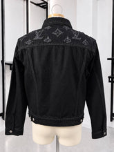 Translation missing: es.sections.featured_product.gallery_thumbnail_alt