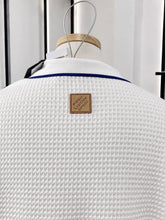 Translation missing: es.sections.featured_product.gallery_thumbnail_alt