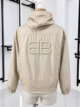 Translation missing: es.sections.featured_product.gallery_thumbnail_alt