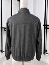 Translation missing: es.sections.featured_product.gallery_thumbnail_alt