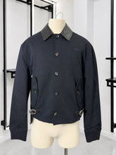Translation missing: es.sections.featured_product.gallery_thumbnail_alt