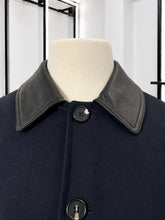 Translation missing: es.sections.featured_product.gallery_thumbnail_alt