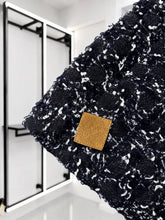 Translation missing: es.sections.featured_product.gallery_thumbnail_alt