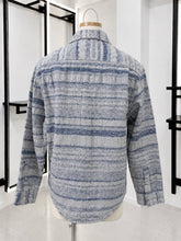 Translation missing: es.sections.featured_product.gallery_thumbnail_alt