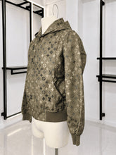 Translation missing: es.sections.featured_product.gallery_thumbnail_alt