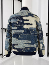 Translation missing: es.sections.featured_product.gallery_thumbnail_alt