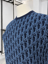 Translation missing: es.sections.featured_product.gallery_thumbnail_alt