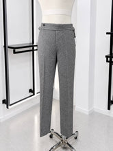 Translation missing: es.sections.featured_product.gallery_thumbnail_alt