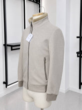 Translation missing: es.sections.featured_product.gallery_thumbnail_alt