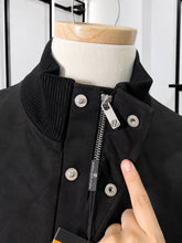 Translation missing: es.sections.featured_product.gallery_thumbnail_alt