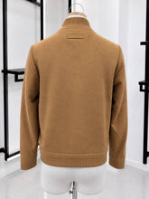 Translation missing: es.sections.featured_product.gallery_thumbnail_alt