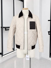 Translation missing: es.sections.featured_product.gallery_thumbnail_alt