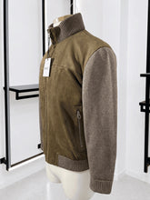 Translation missing: es.sections.featured_product.gallery_thumbnail_alt