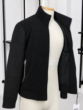 Translation missing: es.sections.featured_product.gallery_thumbnail_alt