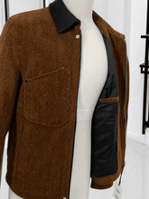 Translation missing: es.sections.featured_product.gallery_thumbnail_alt