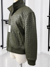 Translation missing: es.sections.featured_product.gallery_thumbnail_alt