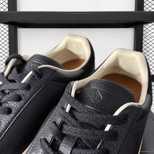 Translation missing: es.sections.featured_product.gallery_thumbnail_alt